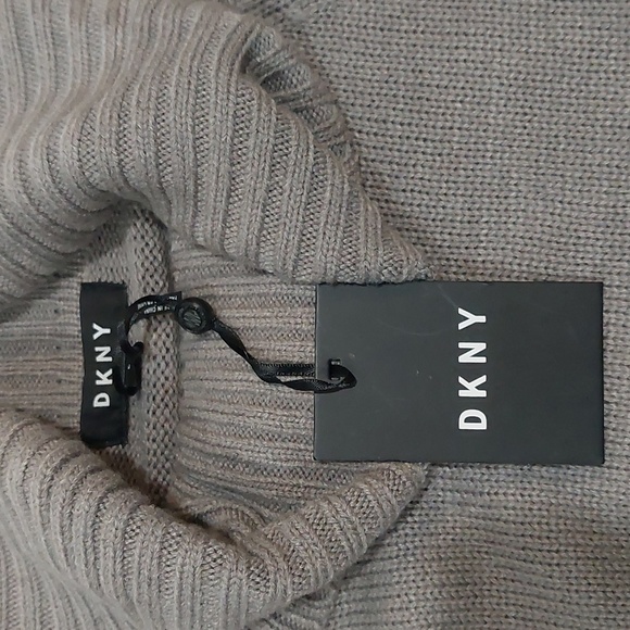 DKNY Cowl Neck Sweater Women's Size L - Picture 4 of 4